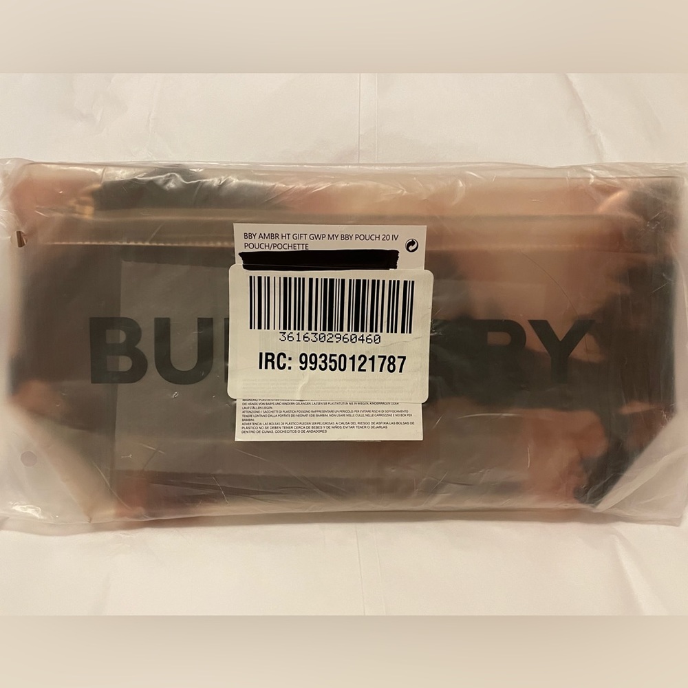๐ฅ๐ฅ๐ฏ AUTHENTIC Burberry pouch to shoulder bag!!๐ - Picture 4 of 9
